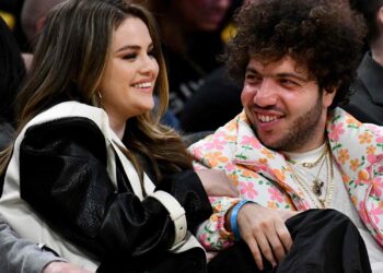 Selena Gomez and Benny Blanco Engagement: Fans React in Glee