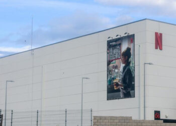 Netflix Faces $20 Billion Loss Amid Trump’s Proposed 100% Movie Tariffs