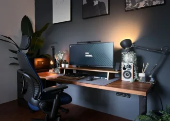 Aesthetic Desk Accessories for Creators